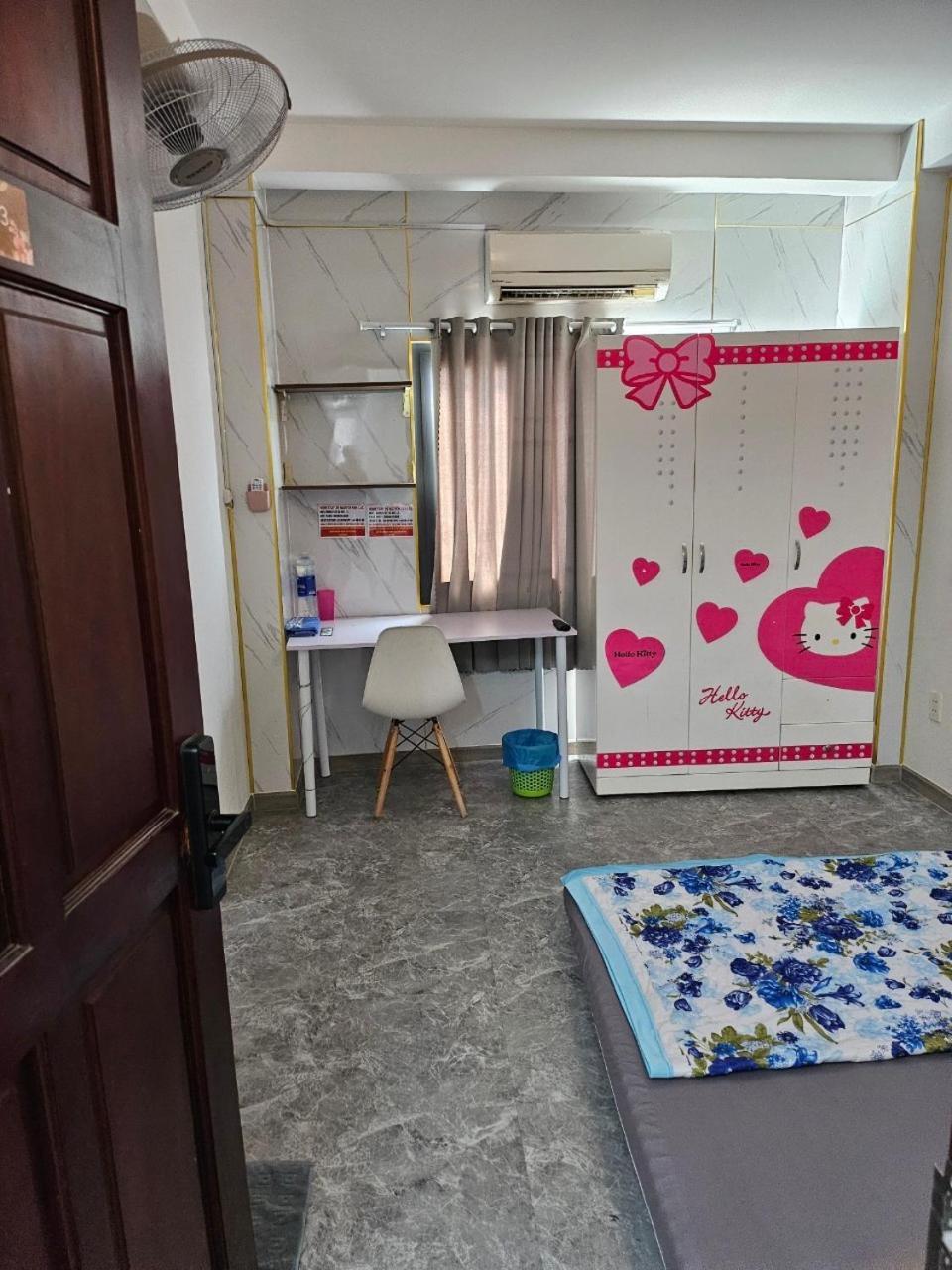 Homestay 26 Nguyen Van Lac Хошимин Екстериор снимка